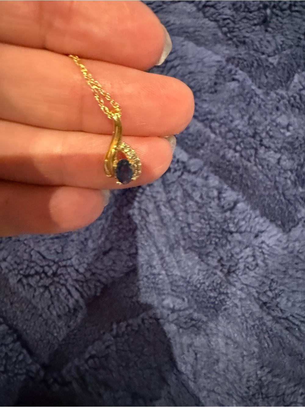 14 k Pendant Necklace with Blue Sapphire Stone Accent
